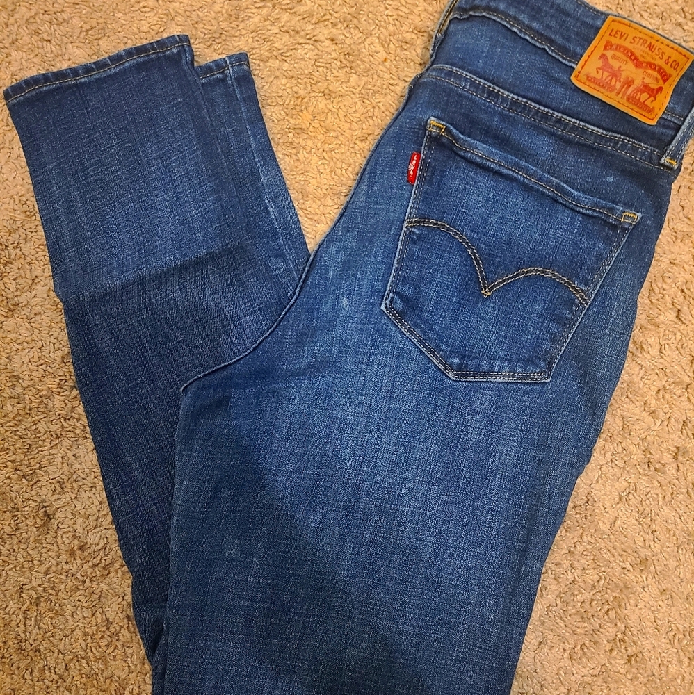 Levi's 721 highrise skinny jeans